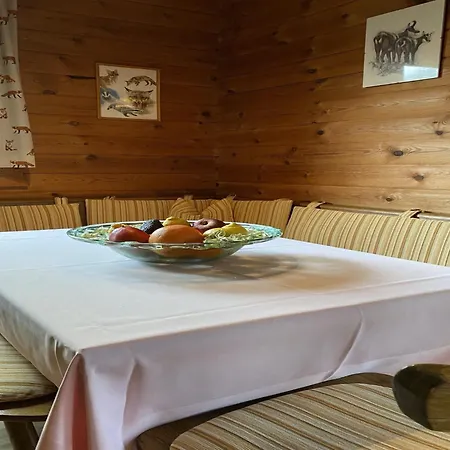펜션 Mit Terrasse, Cleaning Included 에스치드